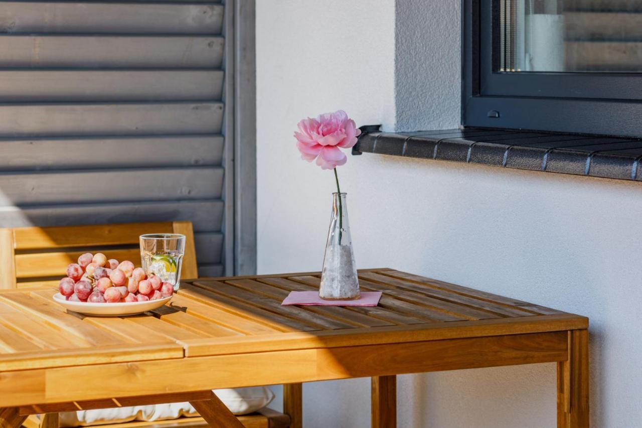 Seaside Escape Pet Friendly Apartments Mielenko By Noclegi Renters 외부 사진